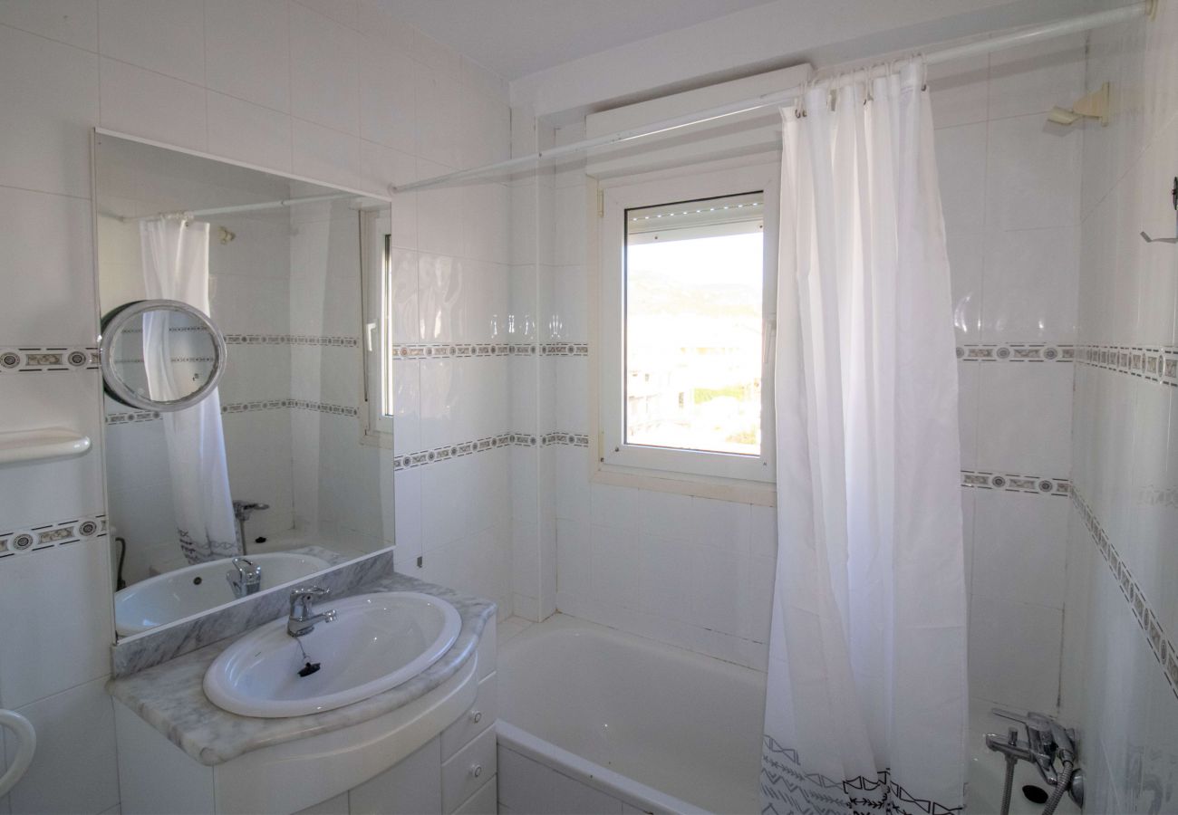 Apartamento en Alcoceber / Alcossebre - ÁTICO EN PRIMERA LÍNEA - Cala Montero Alcoceber