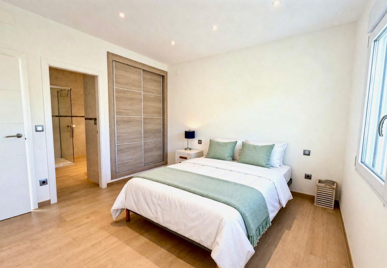 Villa en Alcoceber / Alcossebre - Exclusiva villa con piscina privada - Cargador