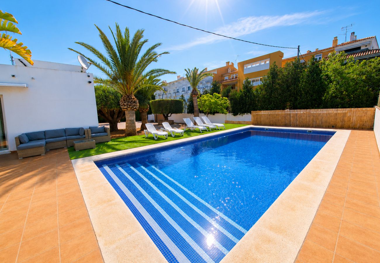 Villa en Alcoceber / Alcossebre - Exclusiva villa con piscina privada - Cargador