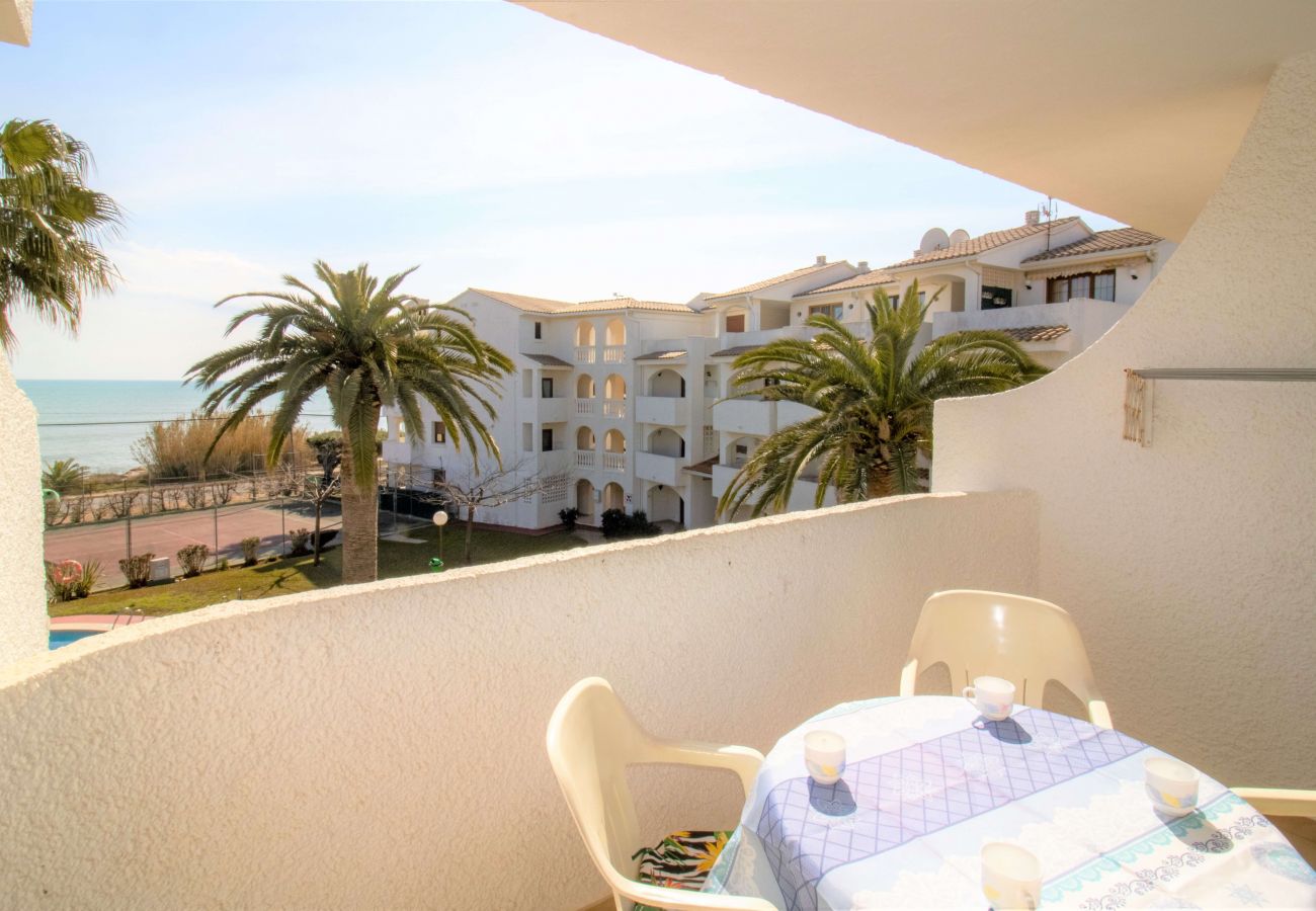 Apartamento en Alcoceber / Alcossebre - Apartamento frente al mar con terraza PLAYA ROMANA