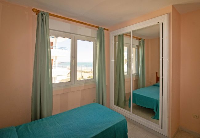 Apartamento en Alcoceber / Alcossebre - Apartamento frontal al mar CALA MONTERO ALCOSSEBRE