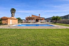 Villa en Alcoceber / Alcossebre - Villa con Piscina Privada y 2.000m² de...