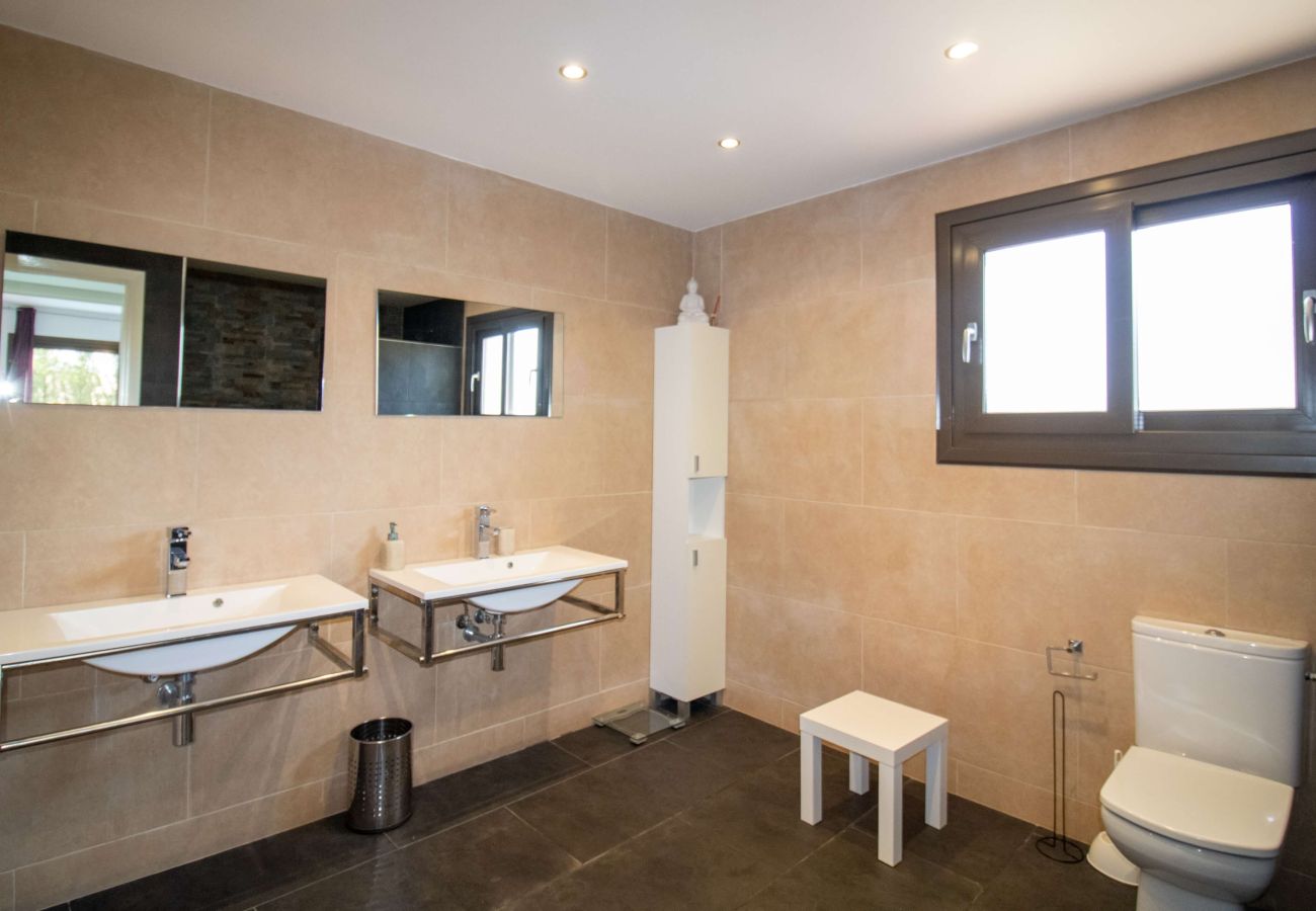 Villa en Alcoceber / Alcossebre - Villa con piscina privada y barbacoa 8 PAX