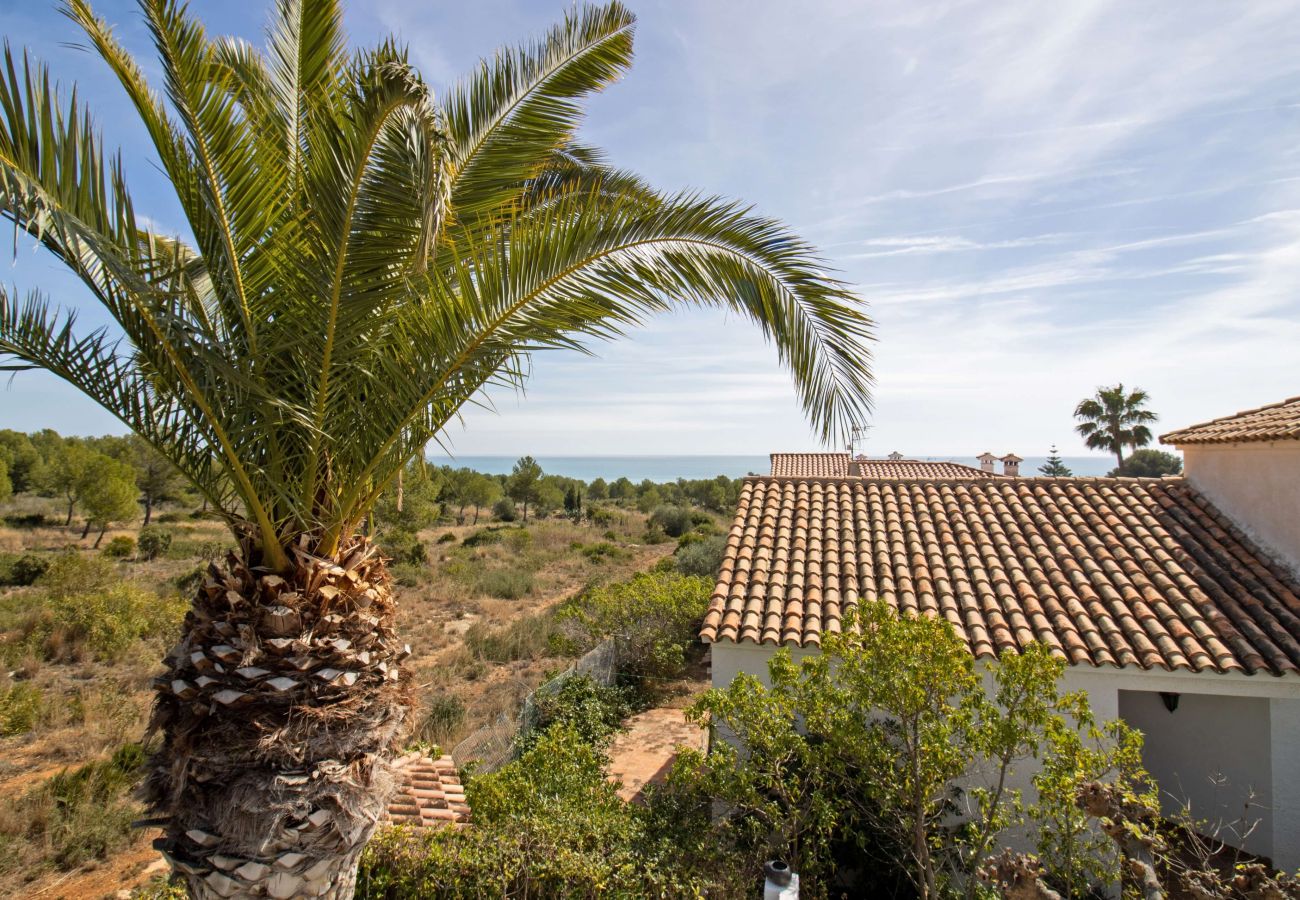 Villa en Alcoceber / Alcossebre - Villa privada con jardín y barbacoa CALA BLANCA