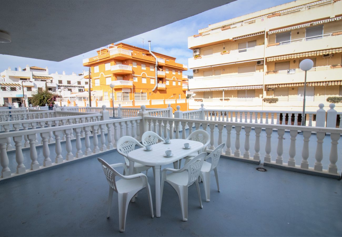 Apartamento en Alcoceber / Alcossebre - PLANTA BAJA en Primera línea Playa Cargador