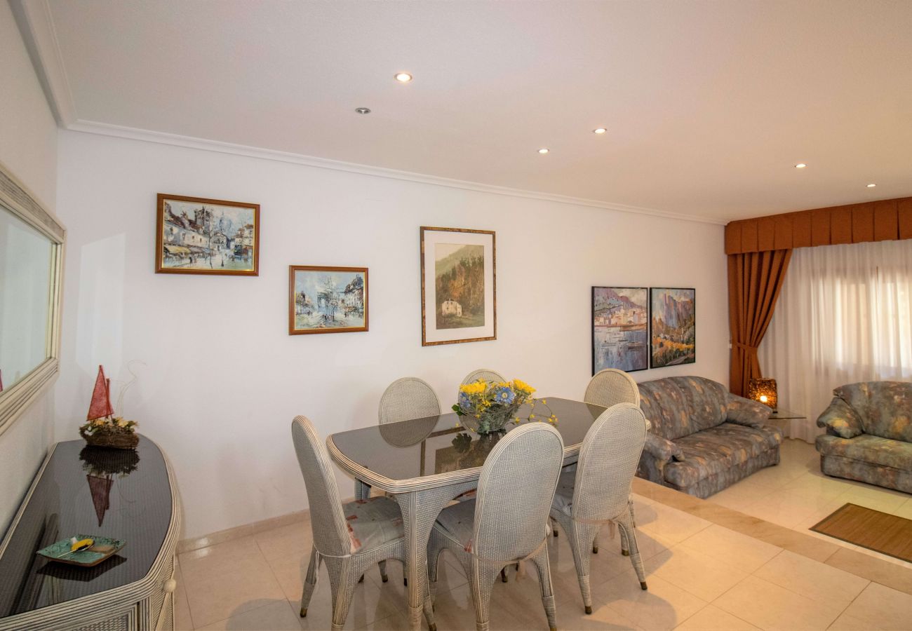 Villa en Alcoceber / Alcossebre - Villa con jardín privado - CALA BLANCA