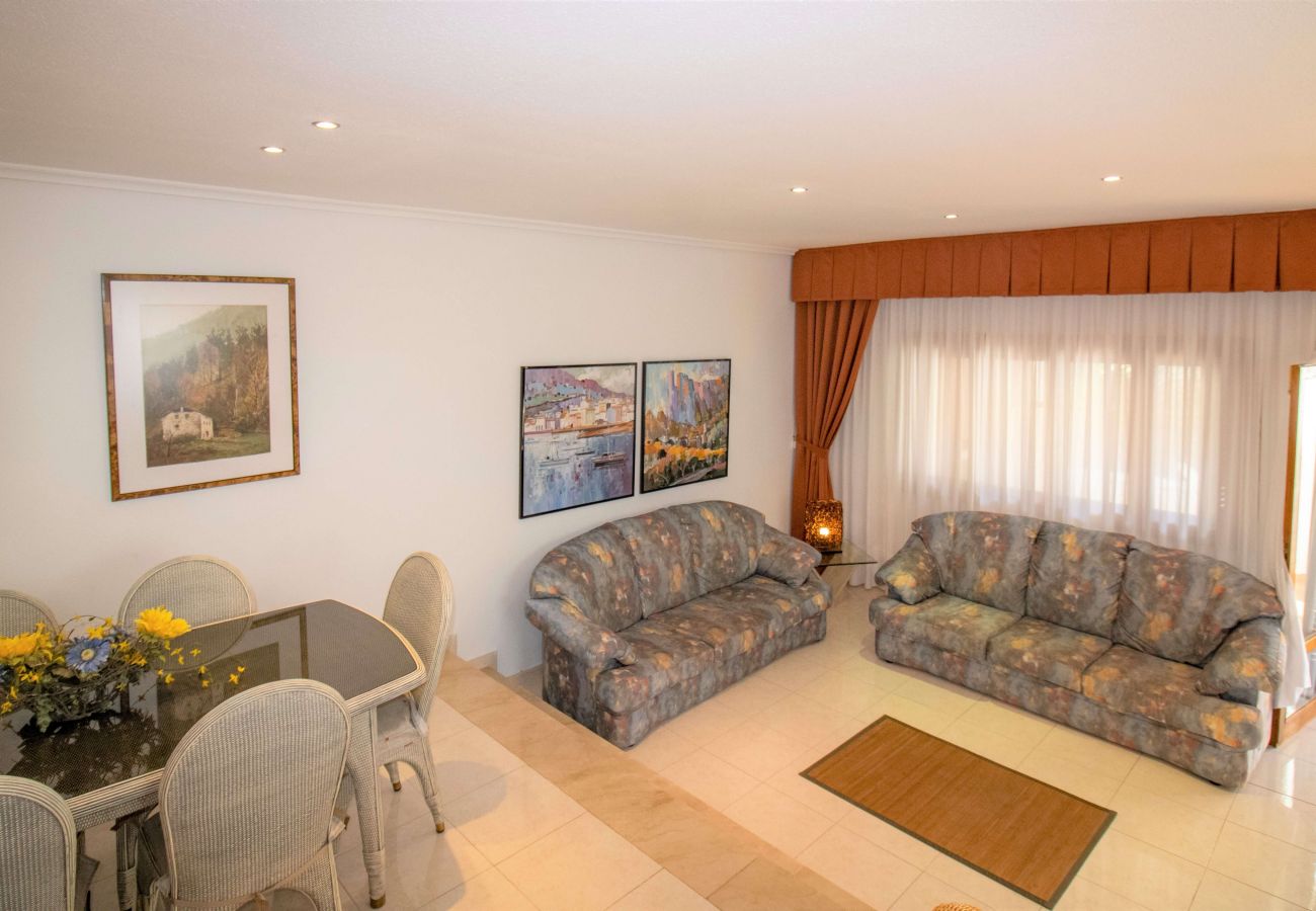 Villa en Alcoceber / Alcossebre - Villa con jardín privado - CALA BLANCA