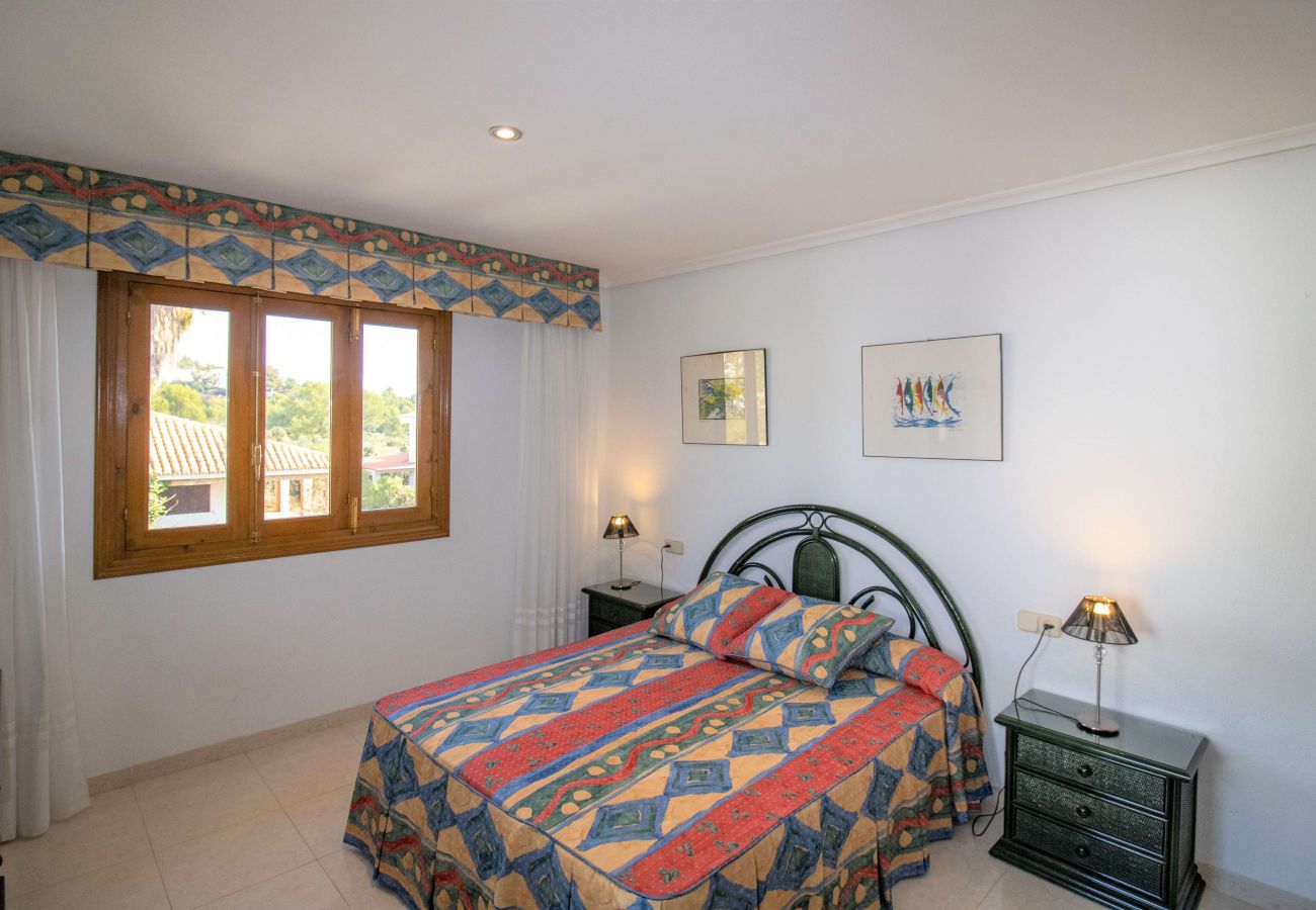 Villa en Alcoceber / Alcossebre - Villa con jardín privado - CALA BLANCA