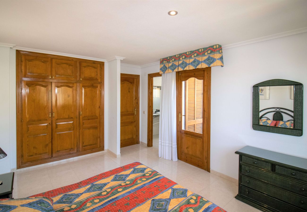 Villa en Alcoceber / Alcossebre - Villa con jardín privado - CALA BLANCA