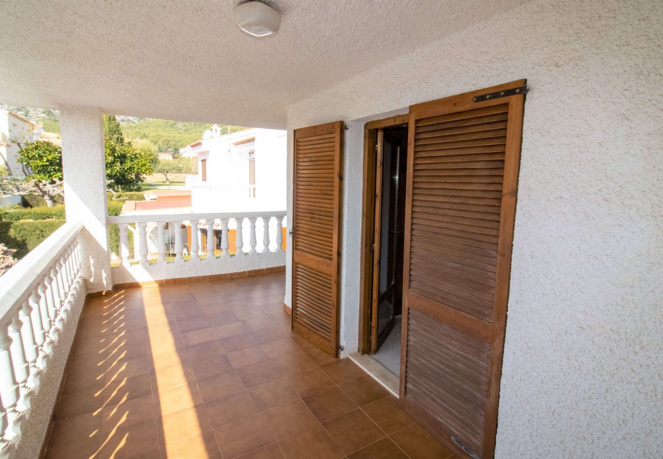 Villa en Alcoceber / Alcossebre - Villa con jardín privado - CALA BLANCA