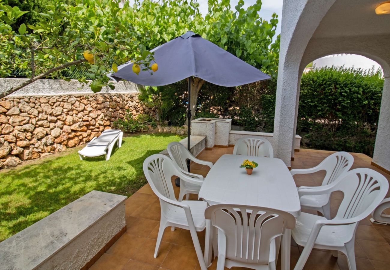 Villa en Alcoceber / Alcossebre - Villa con jardín privado - CALA BLANCA