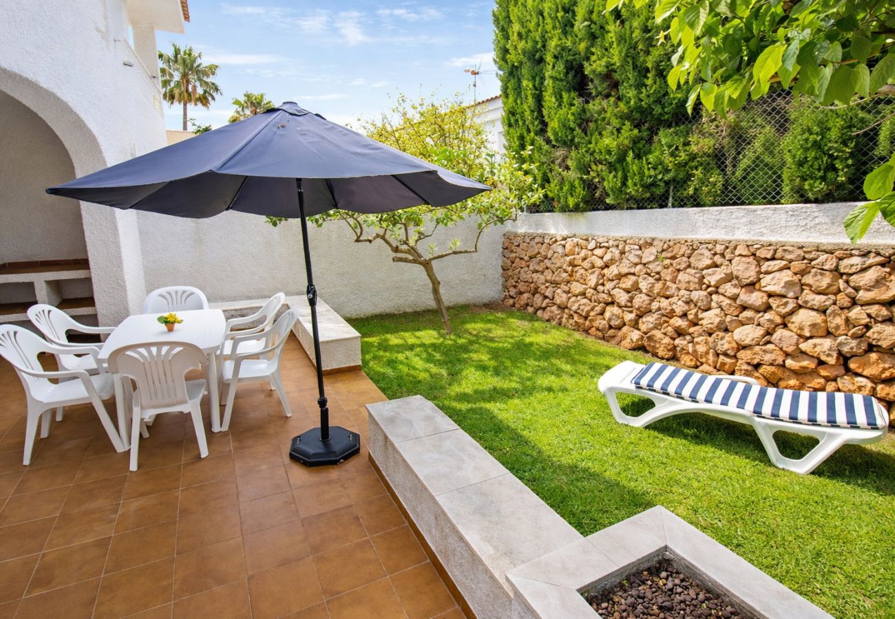 Villa en Alcoceber / Alcossebre - Villa con jardín privado - CALA BLANCA