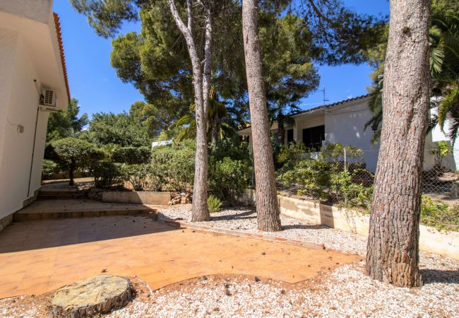 Villa en Alcoceber / Alcossebre - Villa con jardín y piscina privada ALCOSSEBRE