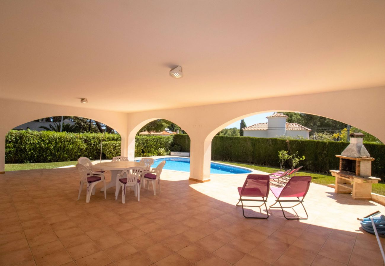 Villa en Alcoceber / Alcossebre - Villa con jardín y piscina privada ALCOSSEBRE