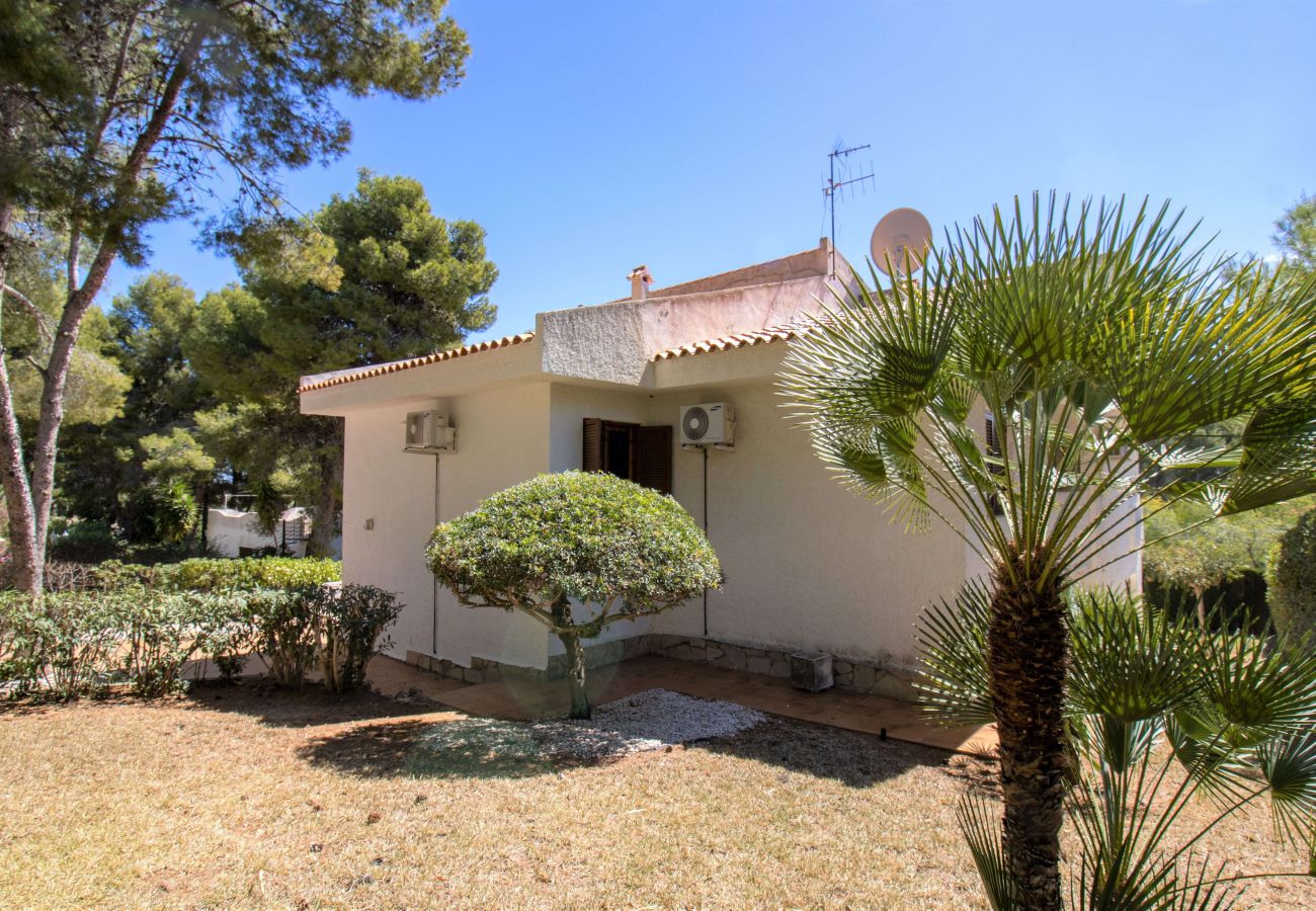 Villa en Alcoceber / Alcossebre - Villa con jardín y piscina privada ALCOSSEBRE