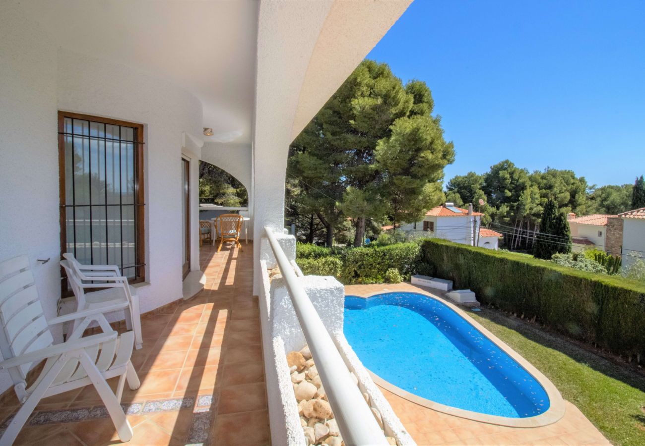 Villa en Alcoceber / Alcossebre - Villa con jardín y piscina privada ALCOSSEBRE