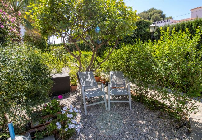 Casa adosada en Alcoceber / Alcossebre - Bungalow con terraza y jardín privdo LAS FUENTES