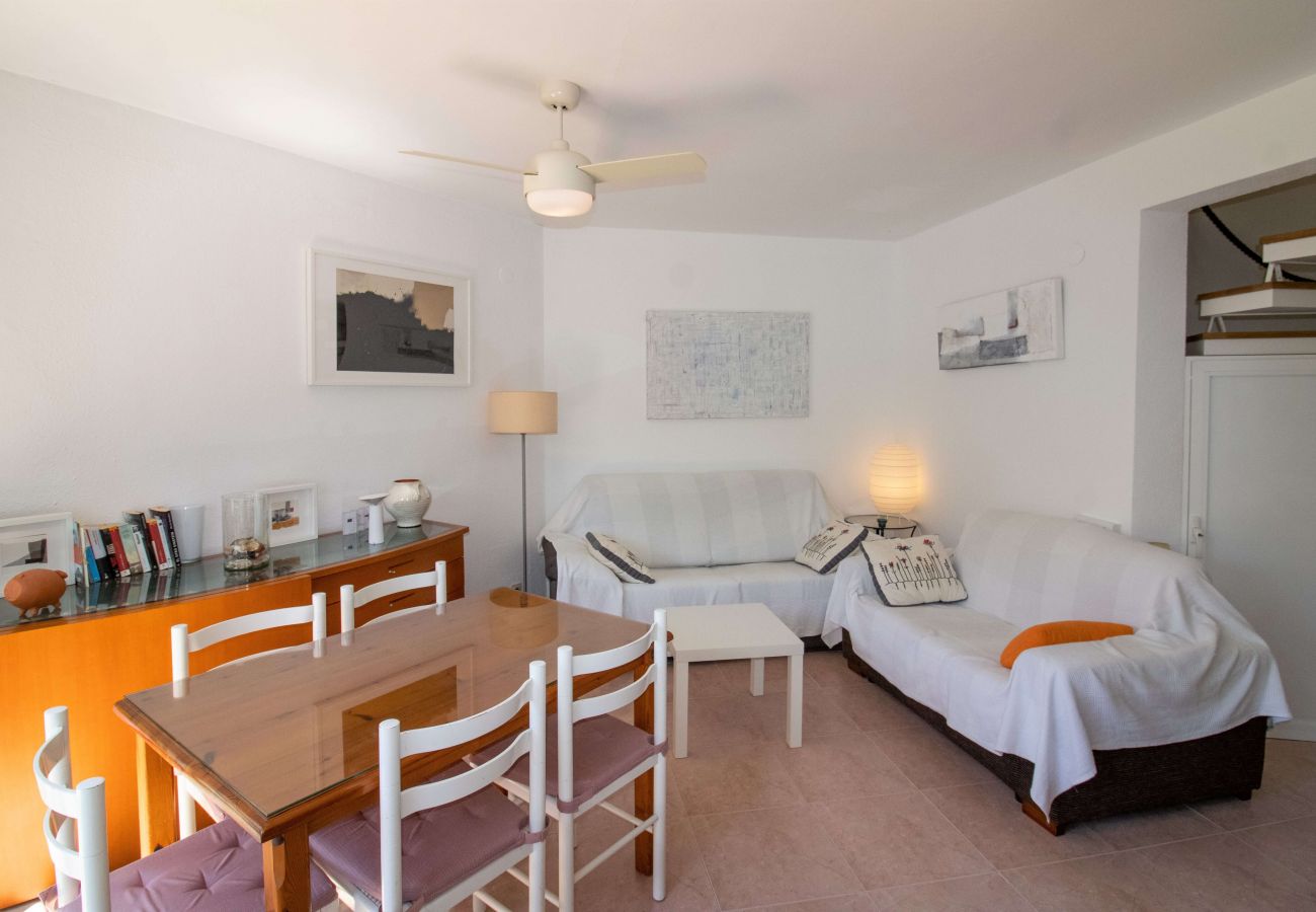Bungalow en Alcoceber / Alcossebre - Bungalow con terraza y jardín LAS FUENTES