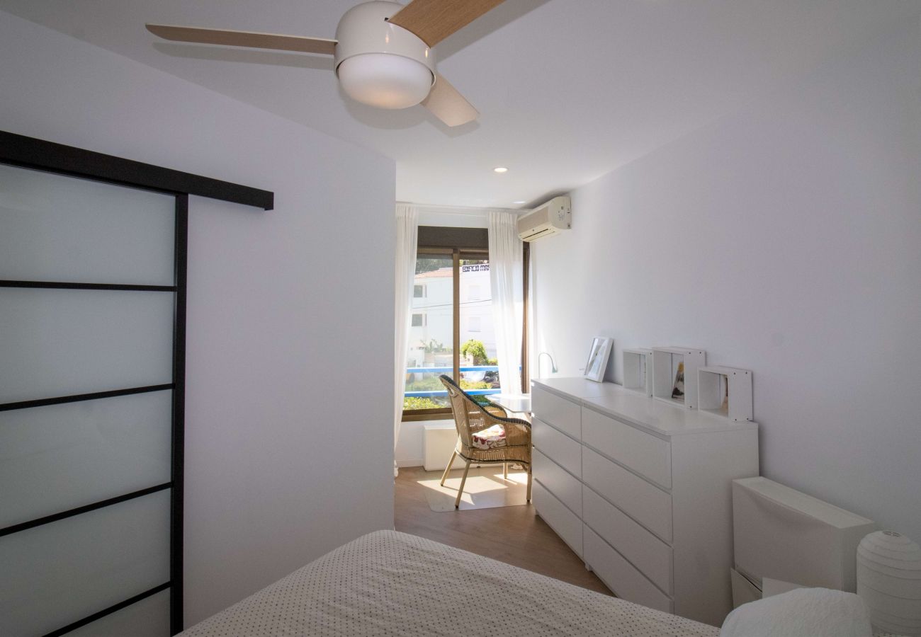Bungalow en Alcoceber / Alcossebre - Bungalow con terraza y jardín LAS FUENTES