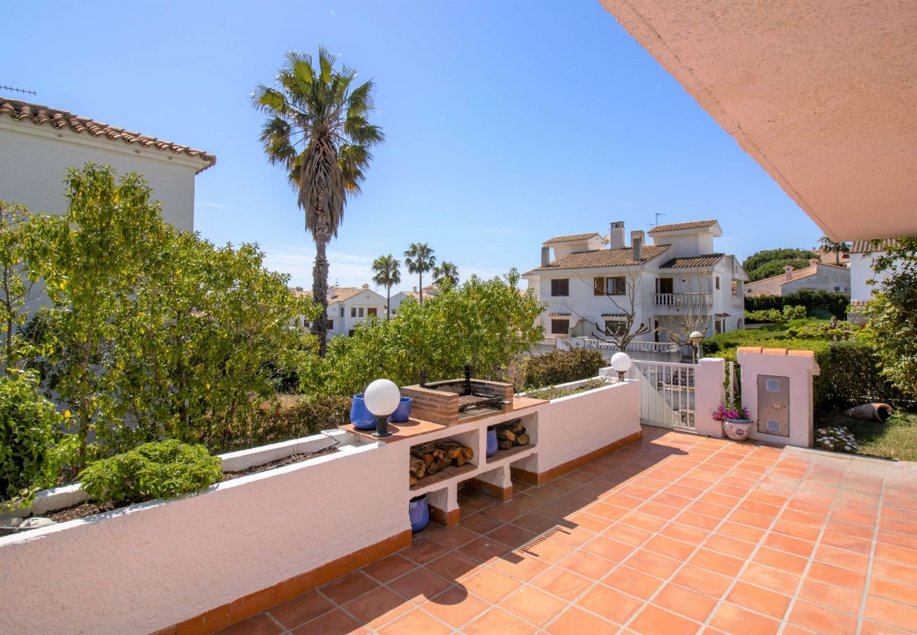 Villa en Alcoceber / Alcossebre - Villa con jardín privado y barbacoa CALA BLANCA