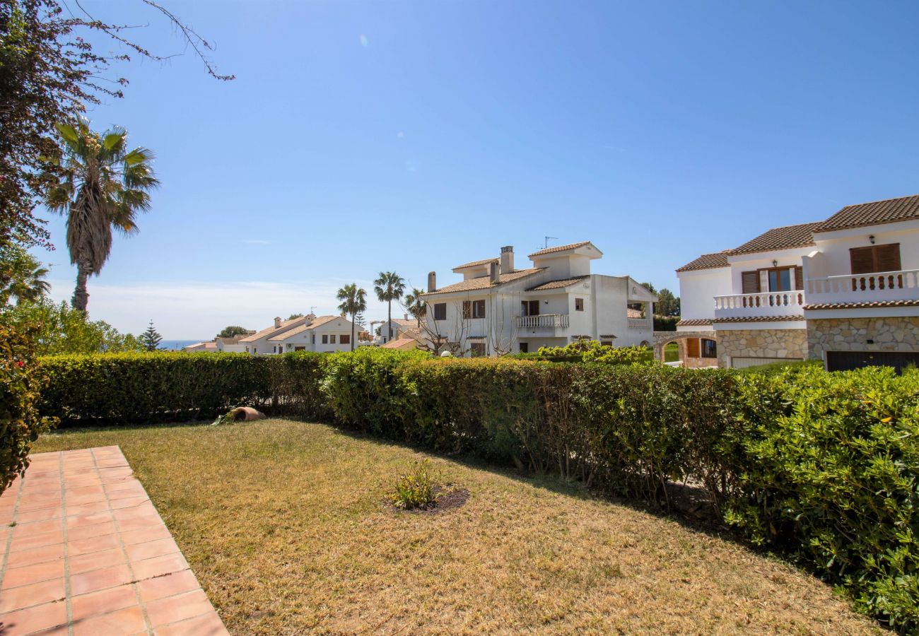 Villa en Alcoceber / Alcossebre - Villa con jardín privado y barbacoa CALA BLANCA