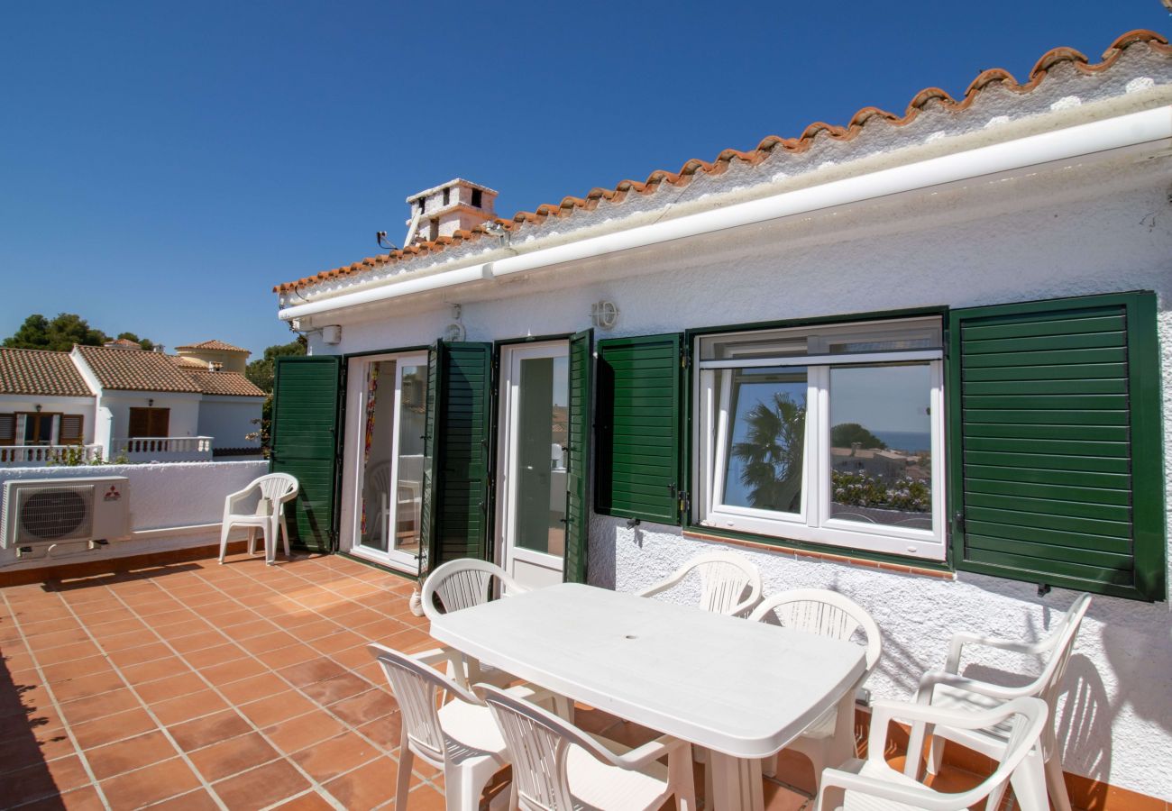 Villa en Alcoceber / Alcossebre - Villa con jardín privado y barbacoa CALA BLANCA