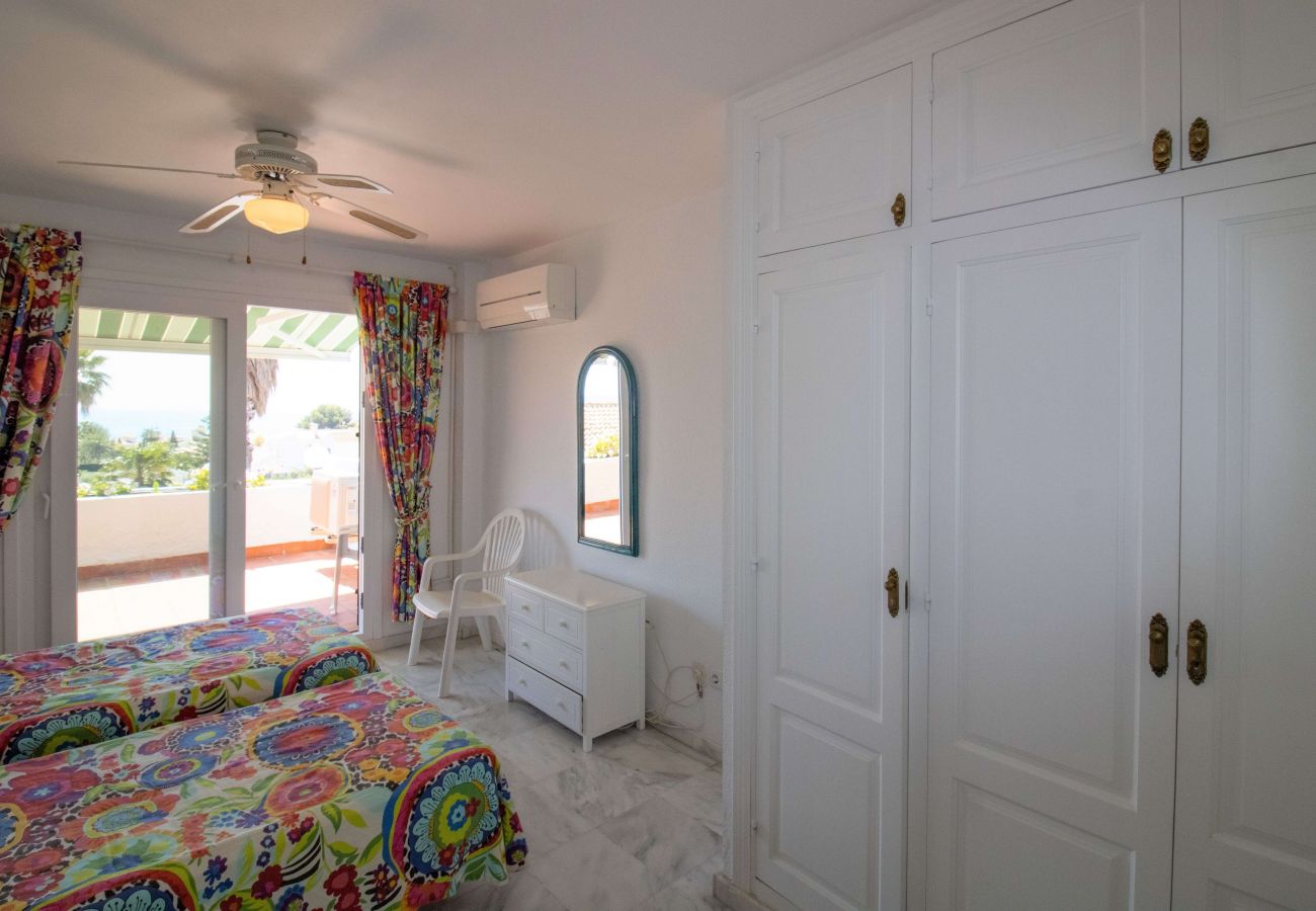 Villa en Alcoceber / Alcossebre - Villa con jardín privado y barbacoa CALA BLANCA