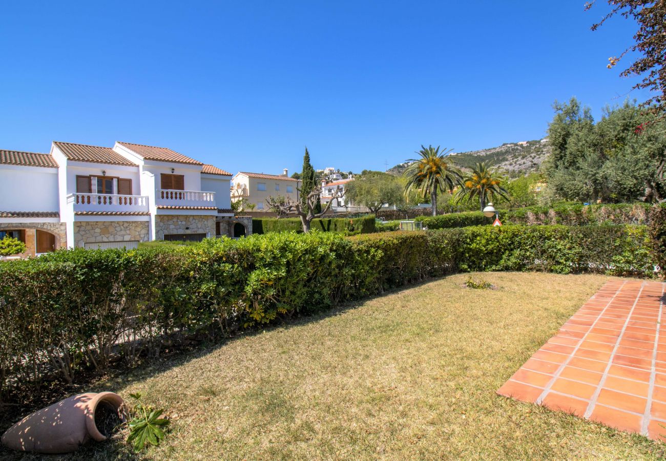 Villa en Alcoceber / Alcossebre - Villa con jardín privado y barbacoa CALA BLANCA