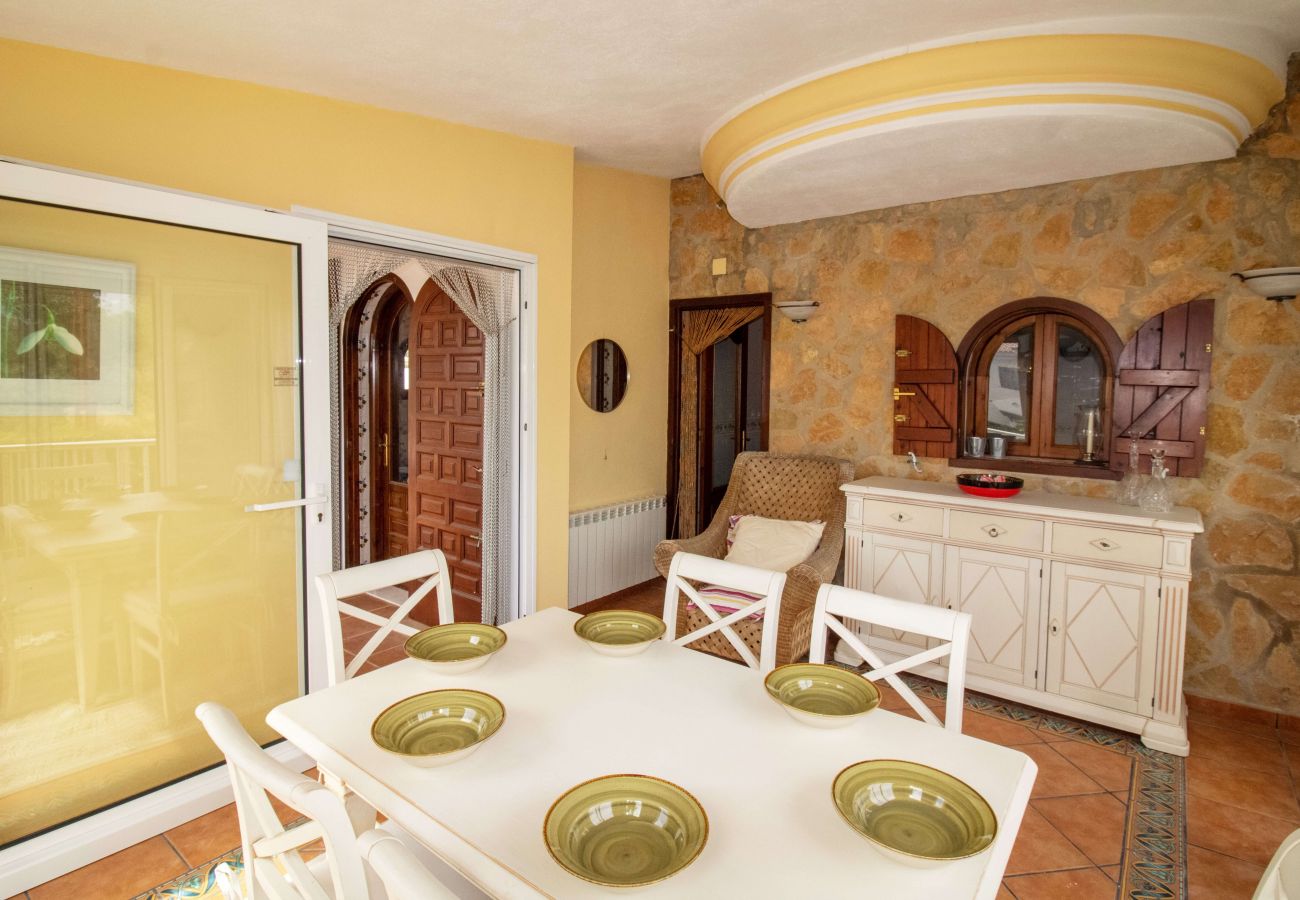 Villa en Alcoceber / Alcossebre - Villa con piscina , jardín y Barbacoa Alcossebre