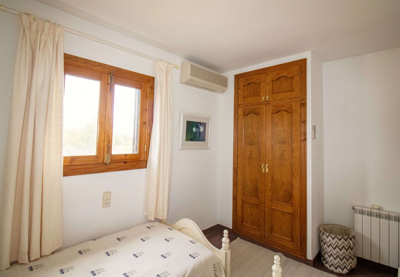 Villa en Alcoceber / Alcossebre - Villa con piscina , jardín y Barbacoa Alcossebre