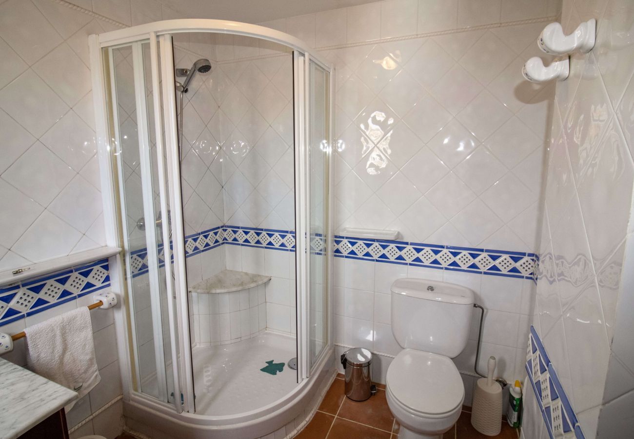 Villa en Alcoceber / Alcossebre - Villa con piscina , jardín y Barbacoa Alcossebre