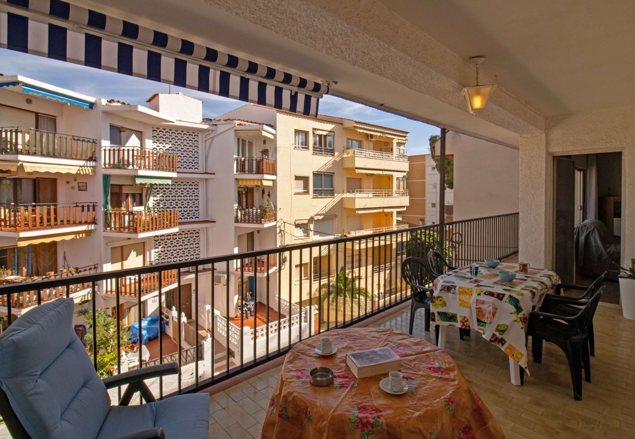 Apartamento en Alcoceber / Alcossebre - Apartamento con WiFi a 50 metros del Cargador