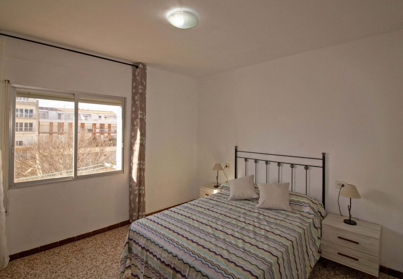 Apartamento en Alcoceber / Alcossebre - Apartamento con WiFi a 50 metros del Cargador