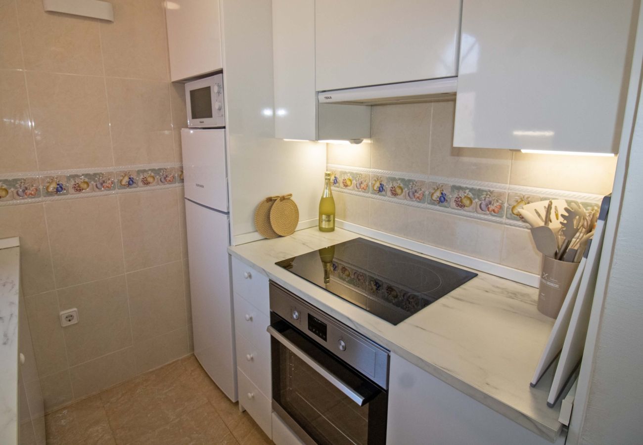Apartamento en Alcoceber / Alcossebre - Apartamento a 150 metros del mar - MADEIRA