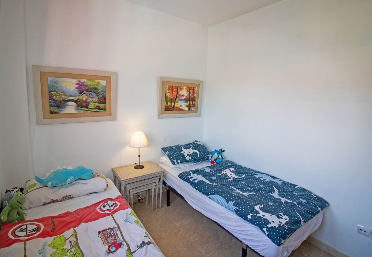 Apartamento en Alcoceber / Alcossebre - Apartamento a 150 metros del mar - MADEIRA