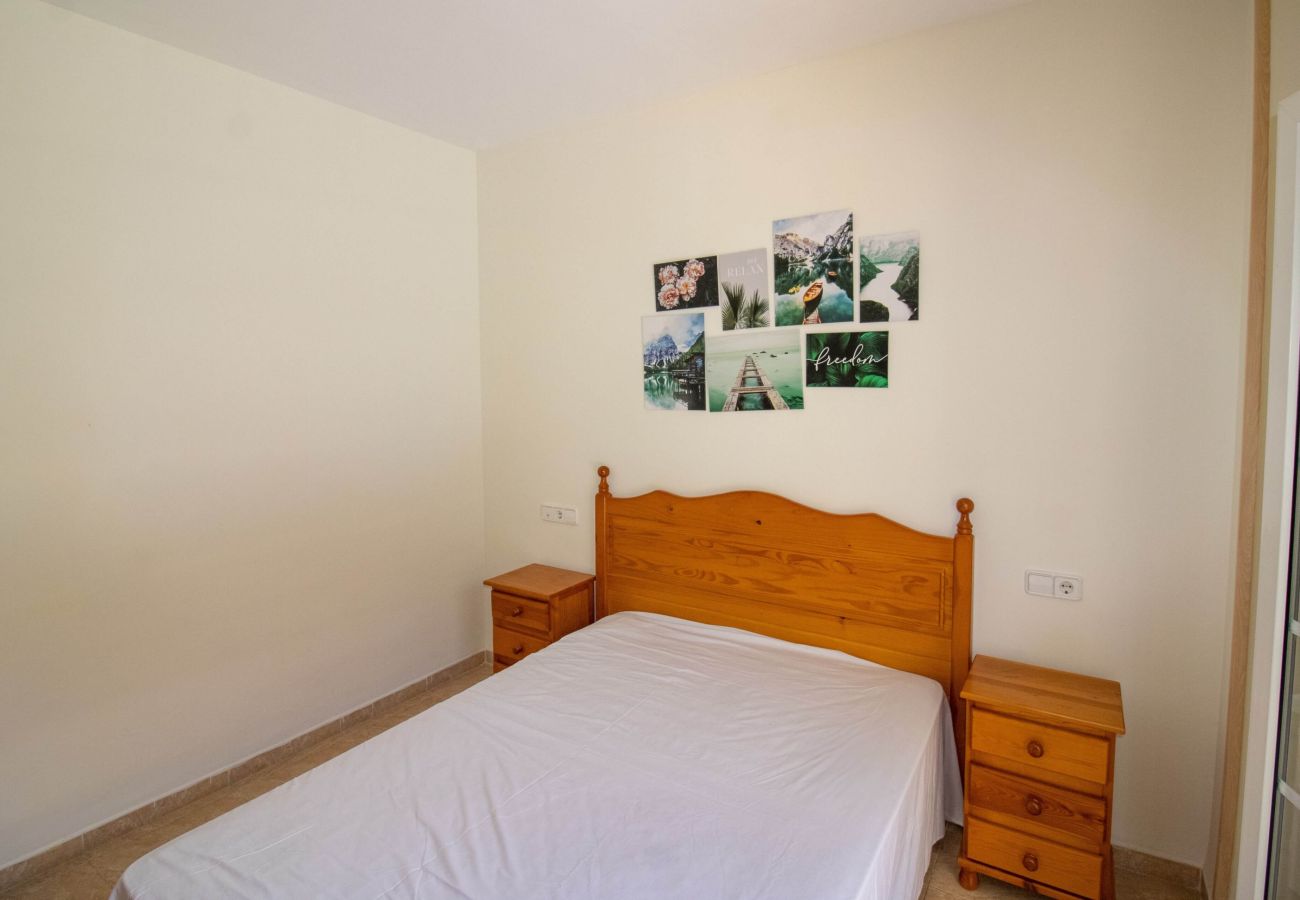 Apartamento en Alcoceber / Alcossebre - Planta baja frente a la piscina - Madeira