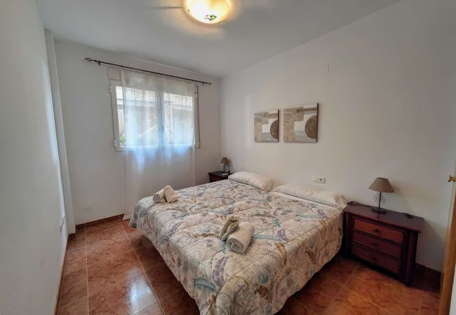 Apartamento en Alcoceber / Alcossebre - Planta baja en primera línea - Roquer Marti Apartamento en Alcoceber / Alcossebre - Planta baja en primera línea - Roquer Marti