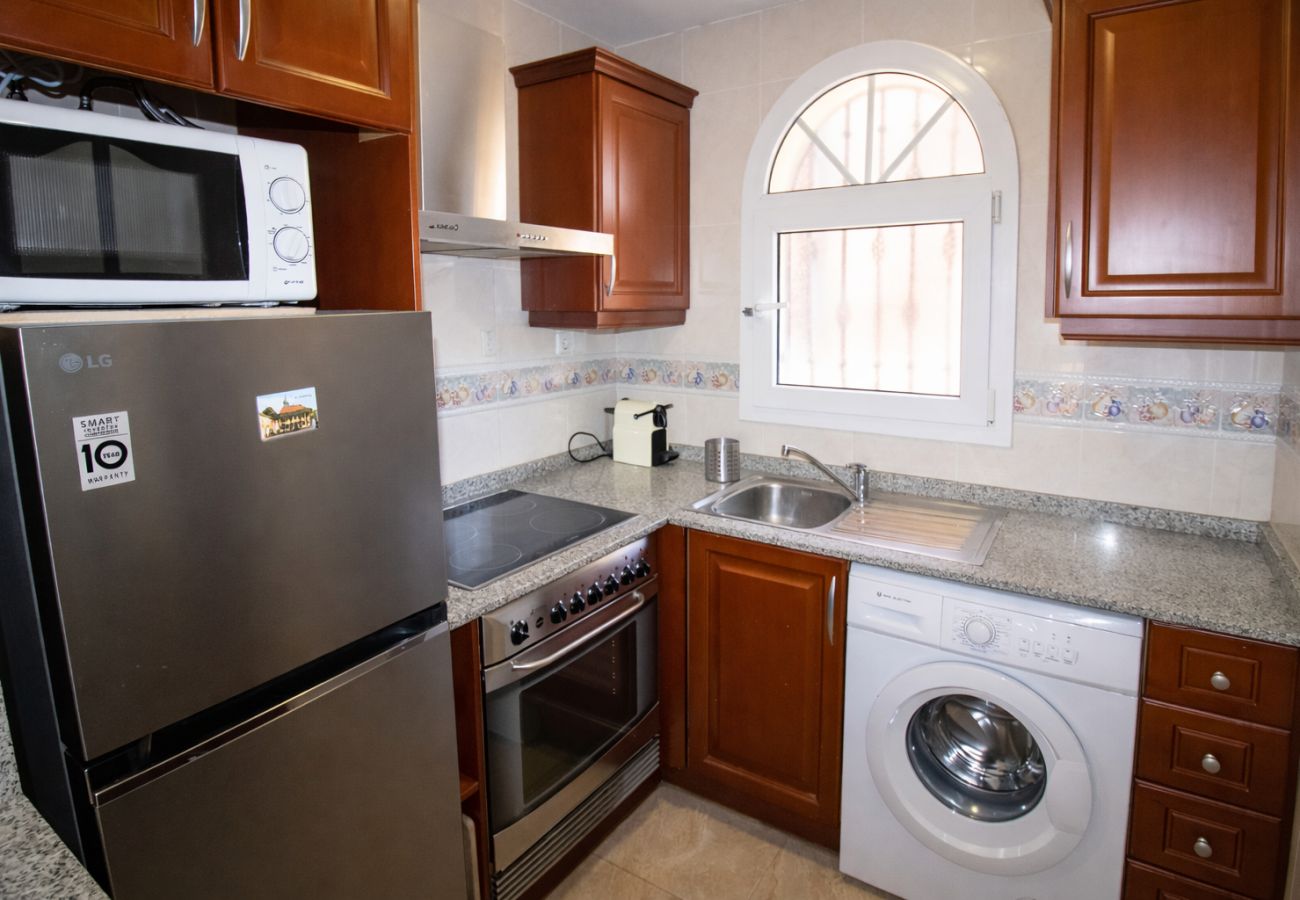 Apartamento en Alcoceber / Alcossebre - Bajo con terraza junto a la piscina - Madeira