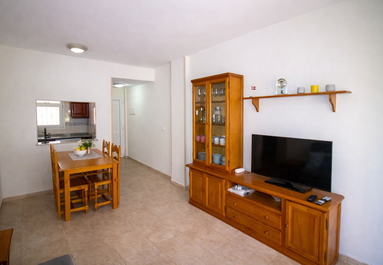 Apartamento en Alcoceber / Alcossebre - Bajo con terraza junto a la piscina - Madeira
