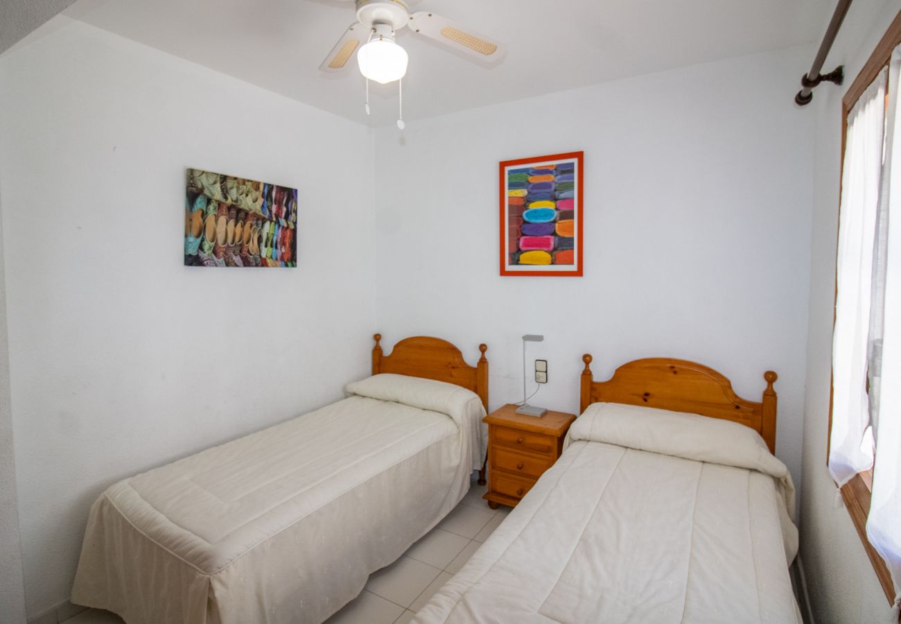 Apartamento en Alcoceber / Alcossebre - Apartamento de 3 dormitorios y piscina LAS FUENTES