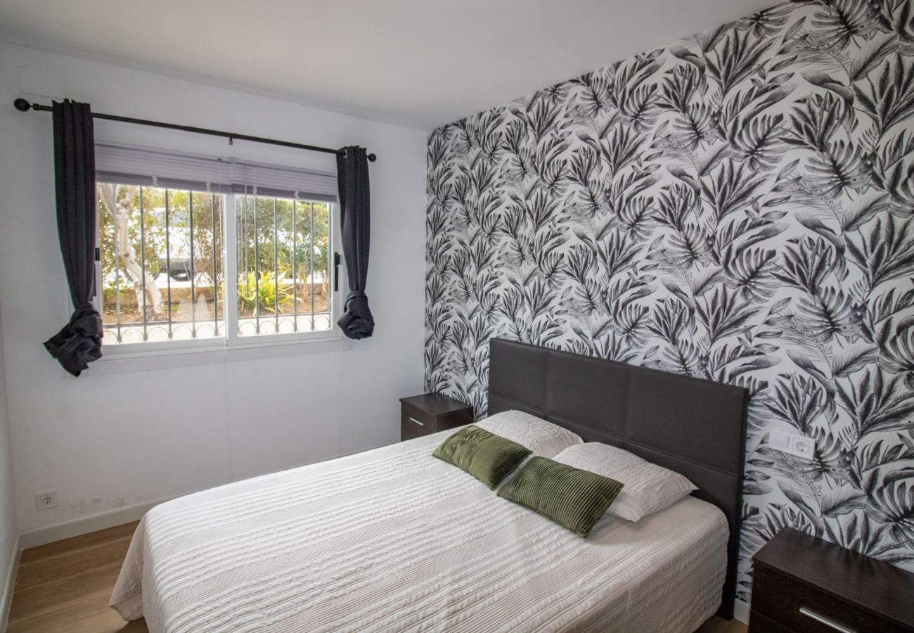 Apartamento en Alcoceber / Alcossebre - Planta baja en primera línea Playa Romana