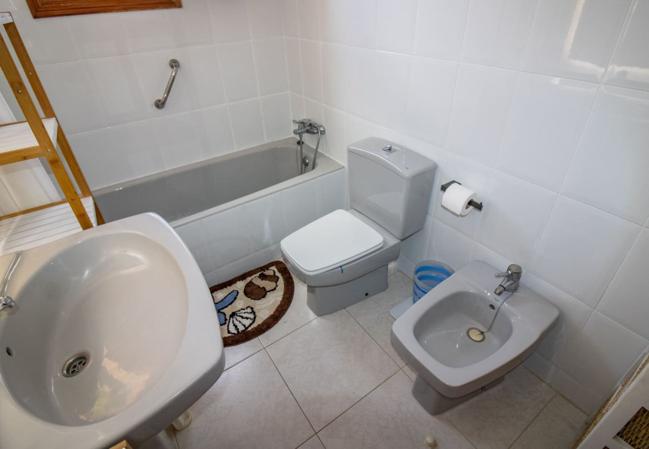 Villa en Alcoceber / Alcossebre - Villa de 3 dormitorios con jardín y barbacoa 