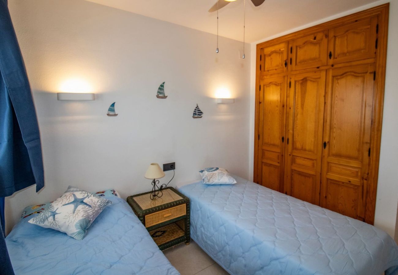 Villa en Alcoceber / Alcossebre - Villa de 3 dormitorios con jardín y barbacoa 