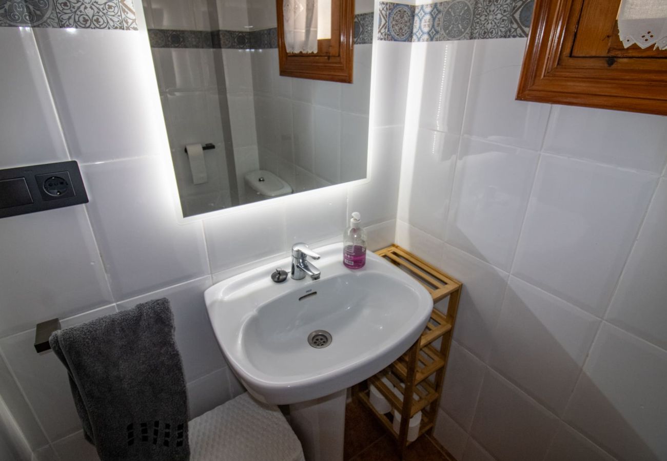 Villa en Alcoceber / Alcossebre - Villa de 3 dormitorios con jardín y barbacoa 