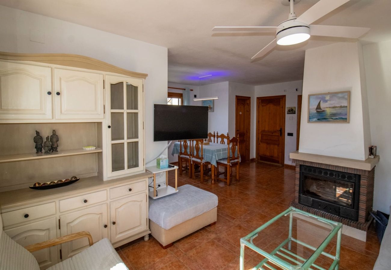 Villa en Alcoceber / Alcossebre - Villa de 3 dormitorios con jardín y barbacoa 