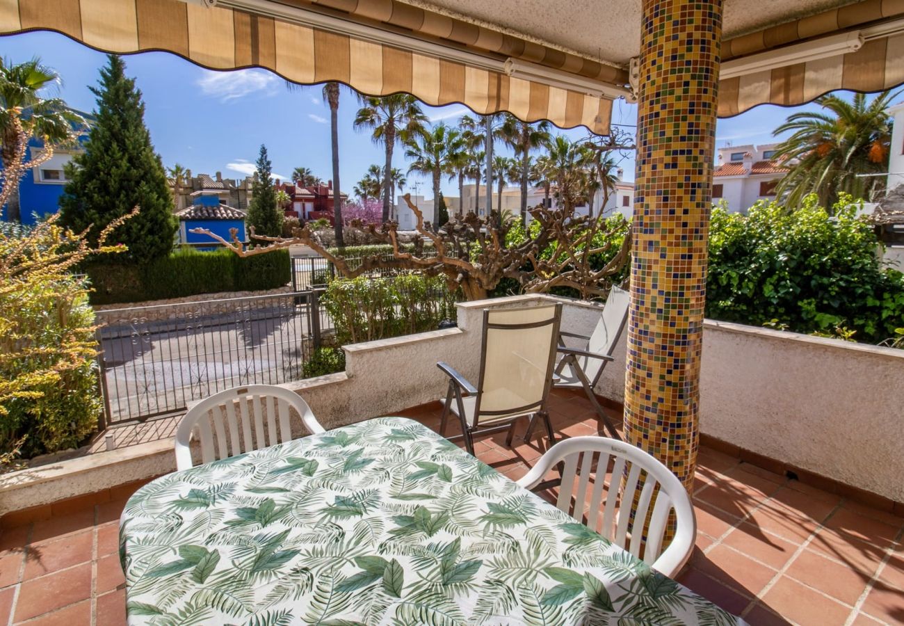 Villa en Alcoceber / Alcossebre - Villa de 3 dormitorios con jardín y barbacoa 