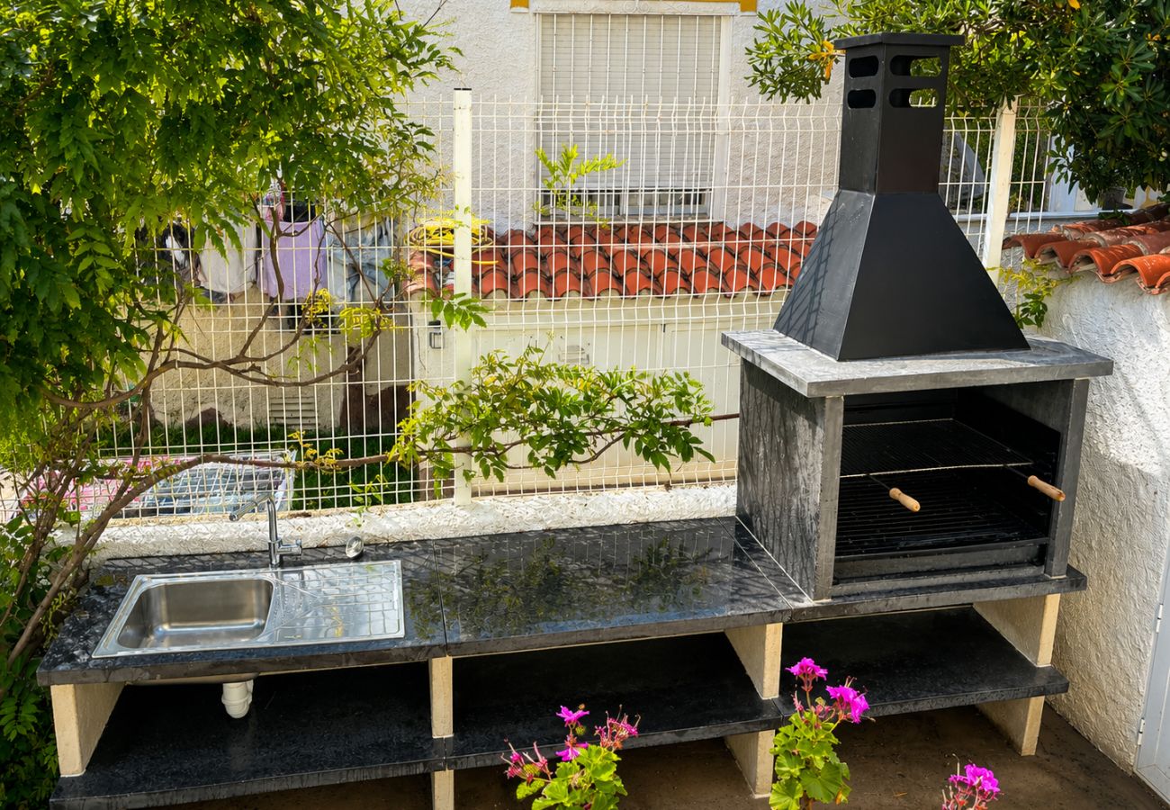 Villa en Alcoceber / Alcossebre - Villa de 3 dormitorios con jardín y barbacoa