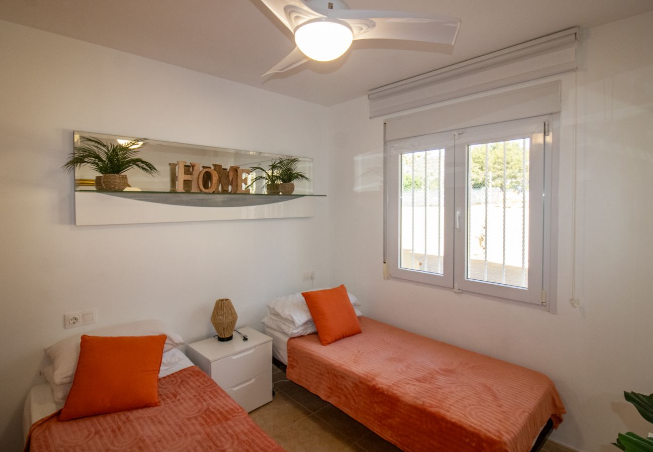 Apartamento en Alcoceber / Alcossebre - Luxury Bajo frente a la piscina