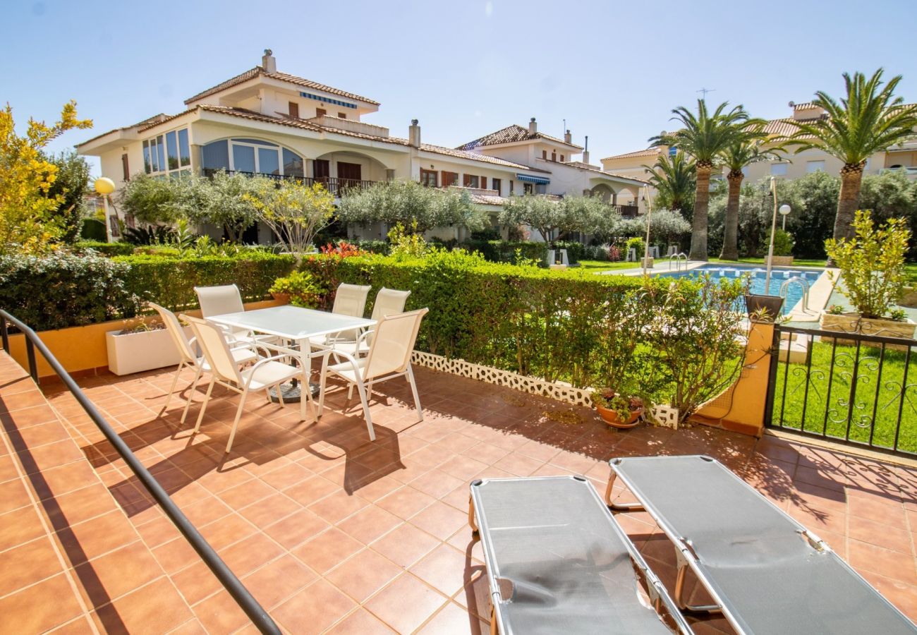 Apartamento en Alcoceber / Alcossebre - Luxury Bajo frente a la piscina