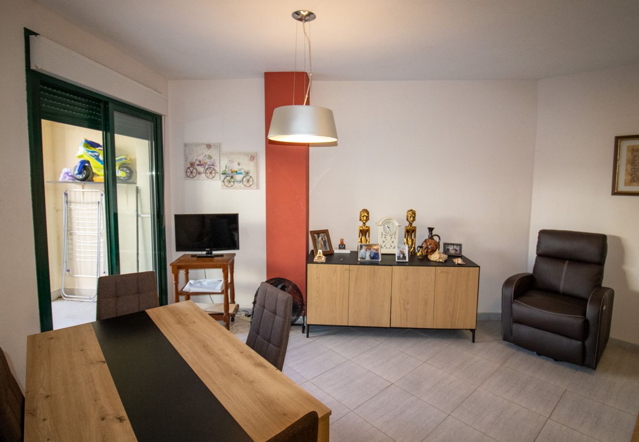 Apartamento en Alcoceber / Alcossebre - Bajo frente a la piscina - Playa Cargador